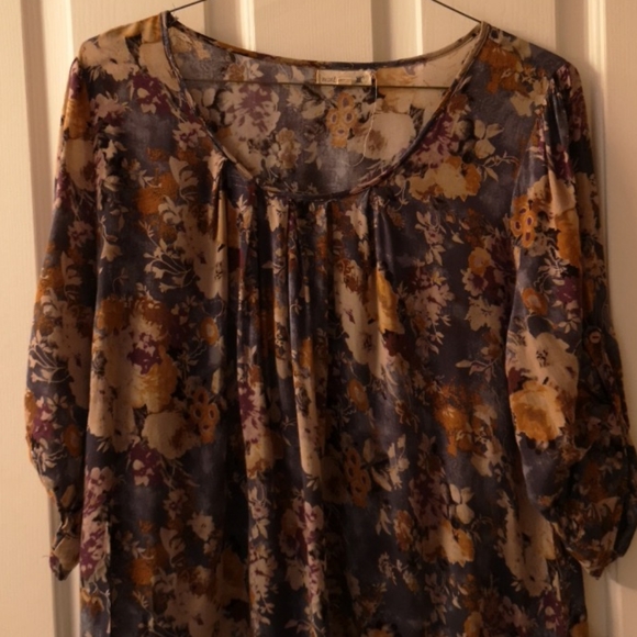 Floral Tunic Blouse 2XL